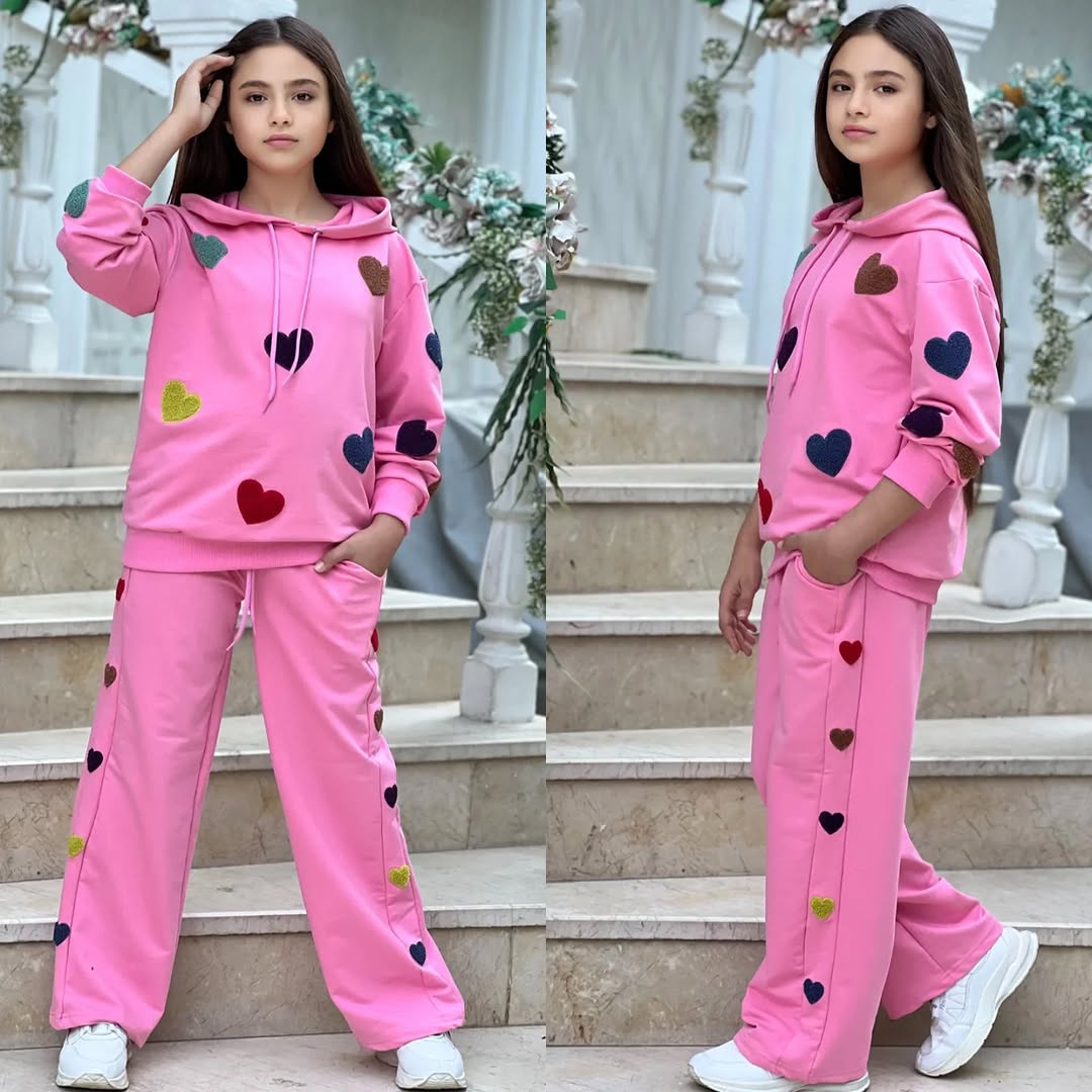 ( REF 06 ) Ensemble fille “Hearts” – doux & comfy